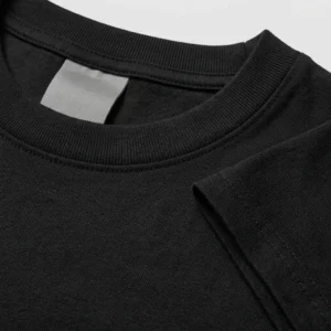 L Emblem Grid T-shirt — fabric and construction detail